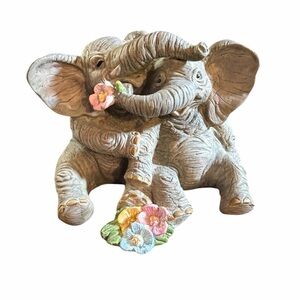 Vintage 2004 Lenox Elephant Sweethearts Figurine - Handcrafted